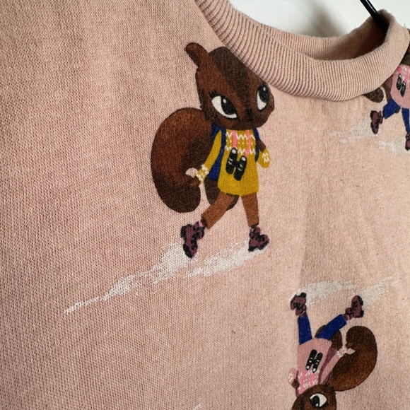 H&M Kids Crew Neck Powder Pink Printed (Squirrels) Sweatshirt | Size 5 -6 Y - Picture 3 of 9